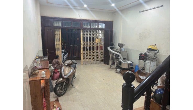 Bán Nhà Mặt Tiền 12,6 Tỷ, 4 Tầng-100m2 -Đường 297-Phước Long B-Quận 9